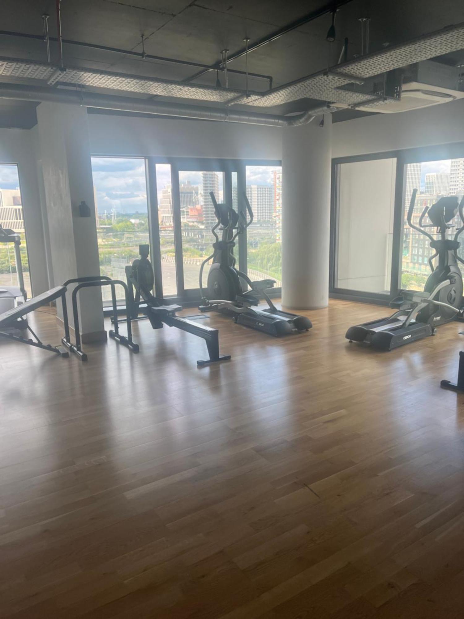Two Double Bedroom Duplex Flat 런던 외부 사진