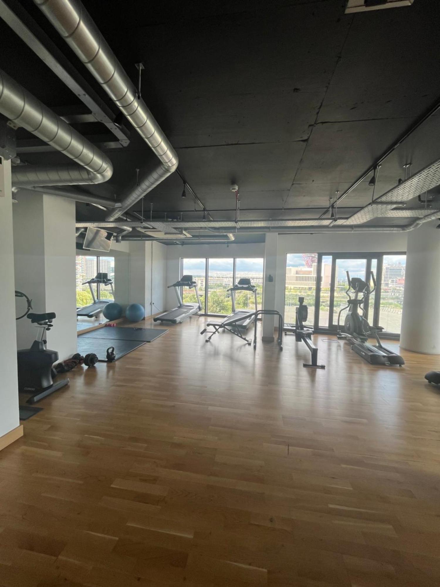 Two Double Bedroom Duplex Flat 런던 외부 사진